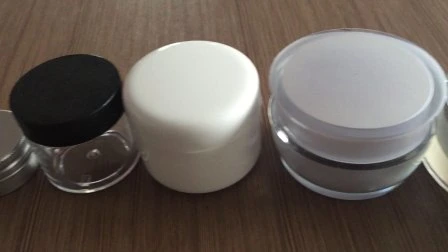 Conjunto de frascos de embalagem de cosméticos de luxo verde quadrado e retangular acrílico